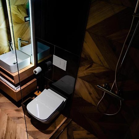 Hotel Goya Boutique Тиргу-Жіу Екстер'єр фото